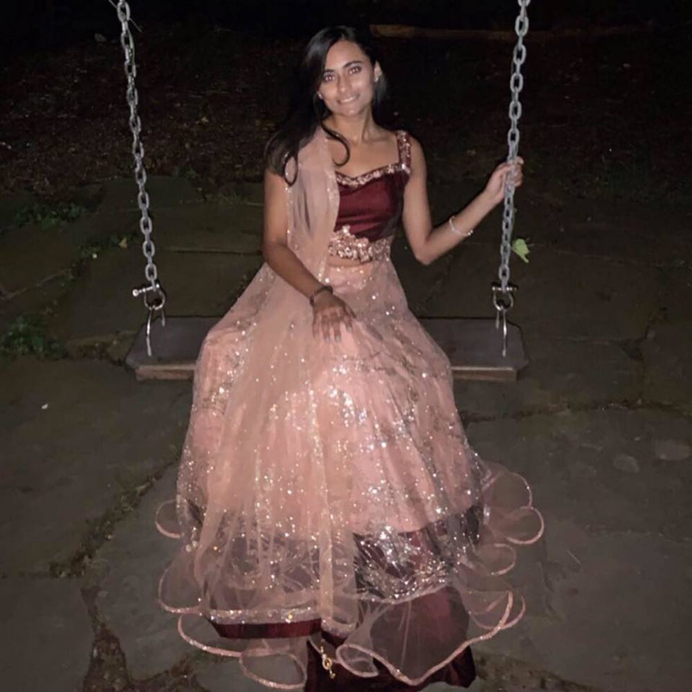 Meet your Posher, Harshi